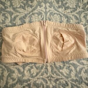 Hands-Free Pumping Bra - Comfortable, Adjustable, Customizable
